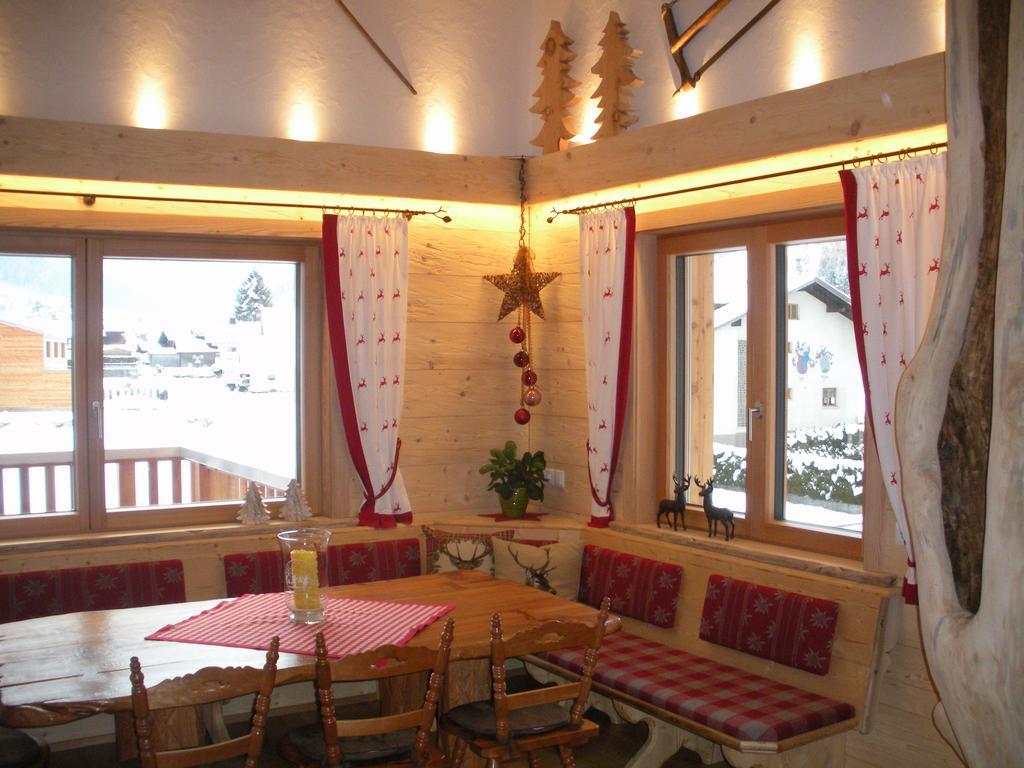 Ferienwohnung Chalet Edelweiss Montafon Sankt Gallenkirch Pokoj fotografie