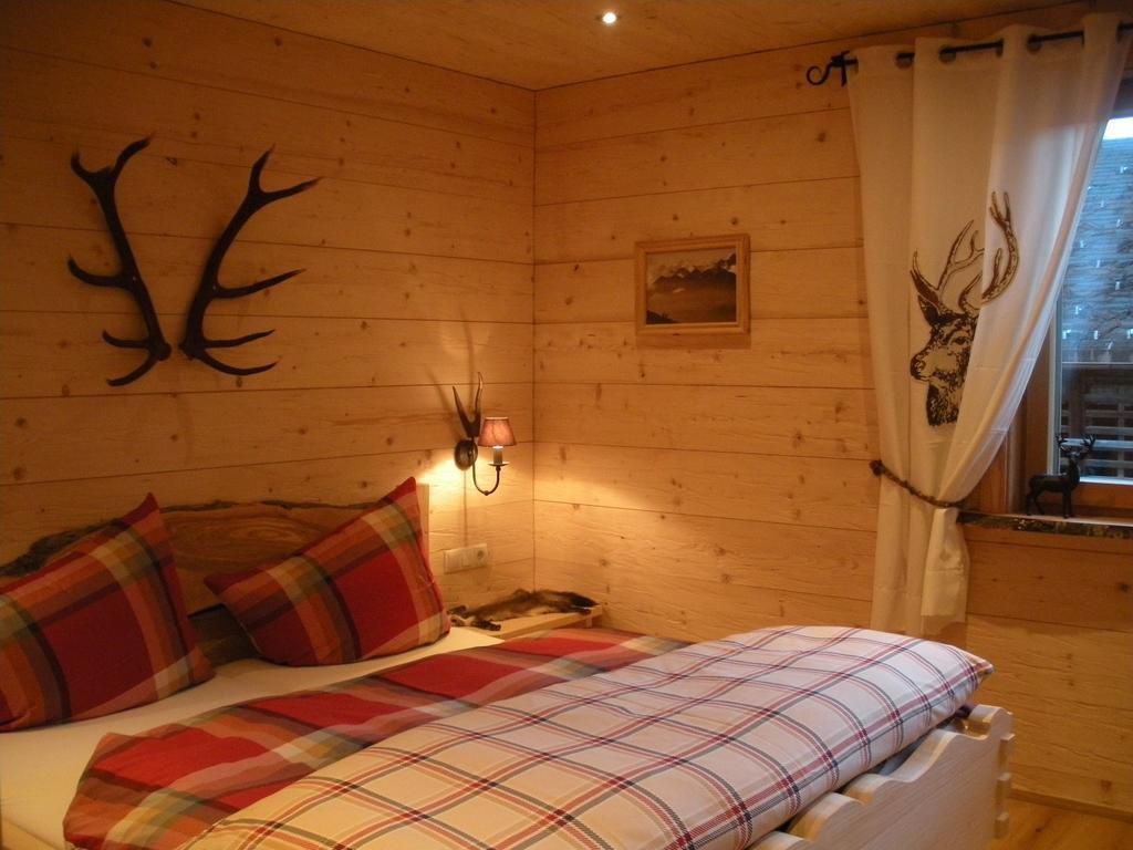 Ferienwohnung Chalet Edelweiss Montafon Sankt Gallenkirch Pokoj fotografie